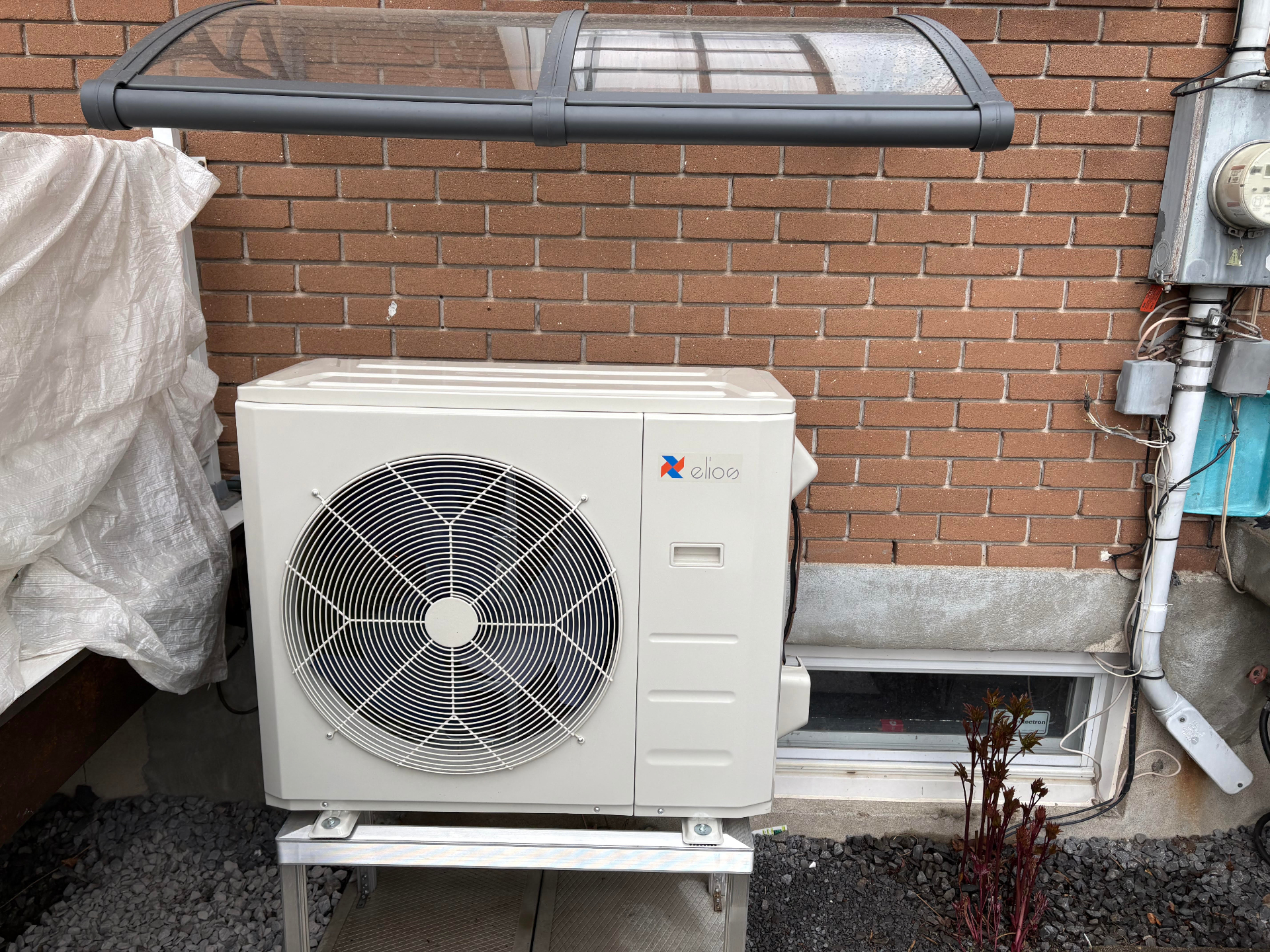 Installation de thermopompe extérieure